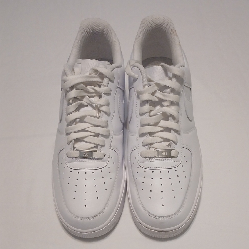 Nike Men Sneakers White